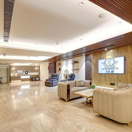 The Tyche New Delhi - Traveller'S Choice Award Winner 2025 Yeni Delhi Dış mekan fotoğraf