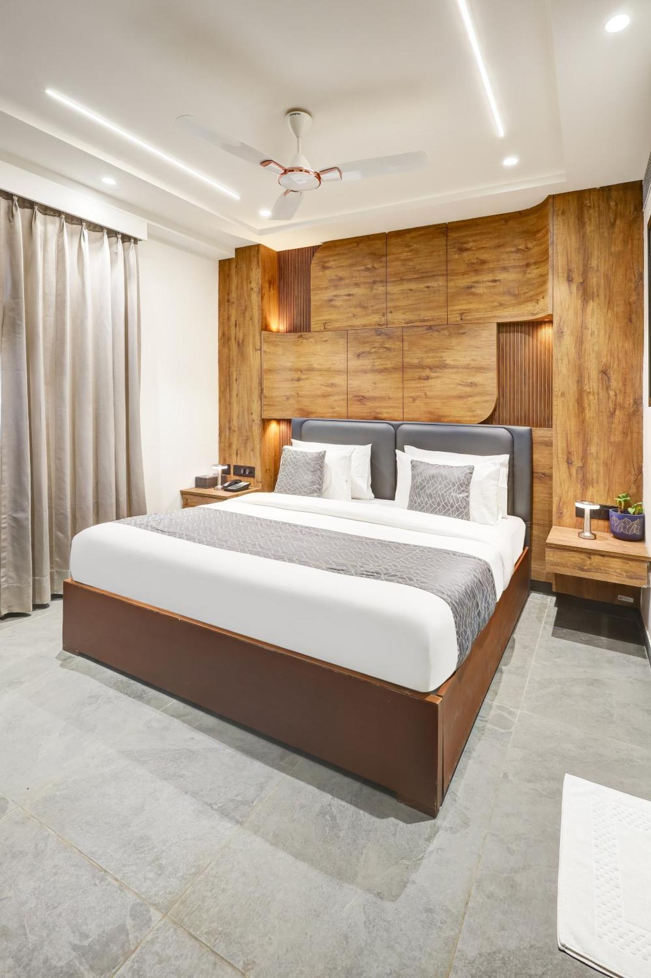 The Tyche New Delhi - Traveller'S Choice Award Winner 2025 Yeni Delhi Dış mekan fotoğraf